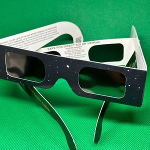 4 pack solar filter eclipse viewing glasses.